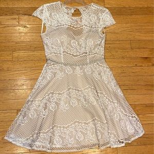 Bridal shower dress. Size 8. Brand: City Triangles. Worn 2x